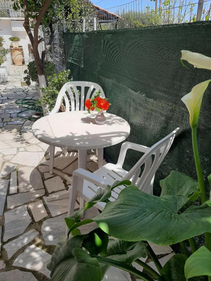 דירות Cozy Flat In Néa Mákri מראה חיצוני תמונה